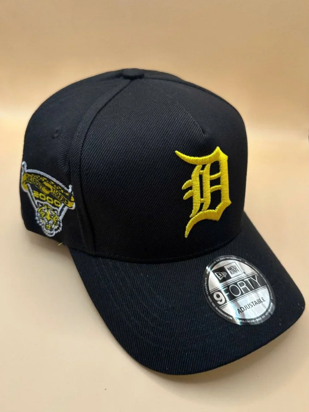 NWT New Era Detroit Tigers 9FORTY Adjustable Black Yellow Baseball Cap Hat OSFA